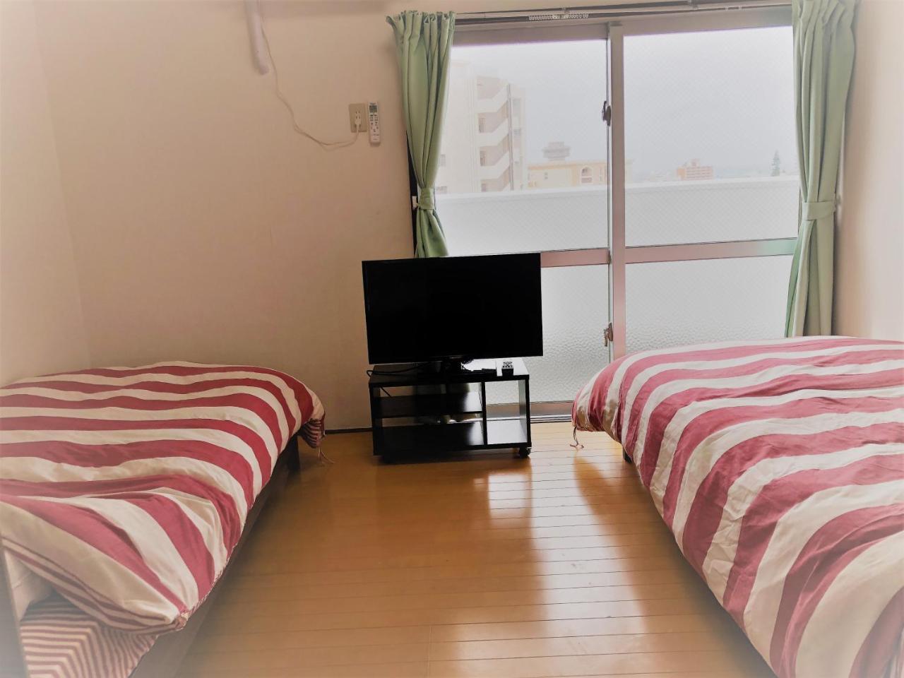 Sunset Hills Inn Наха Экстерьер фото